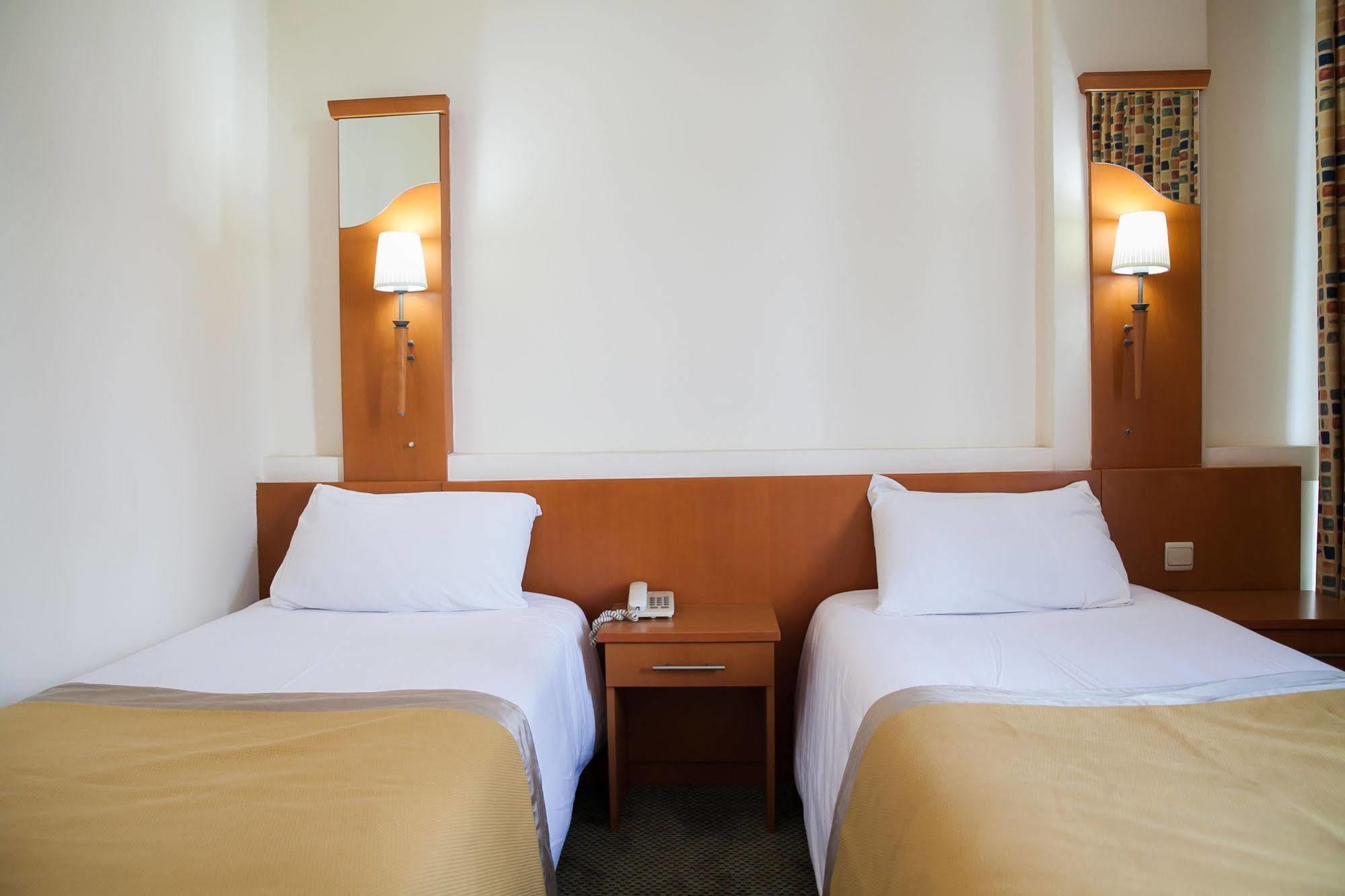 Gorillas City Centre Hotel Kigali Esterno foto