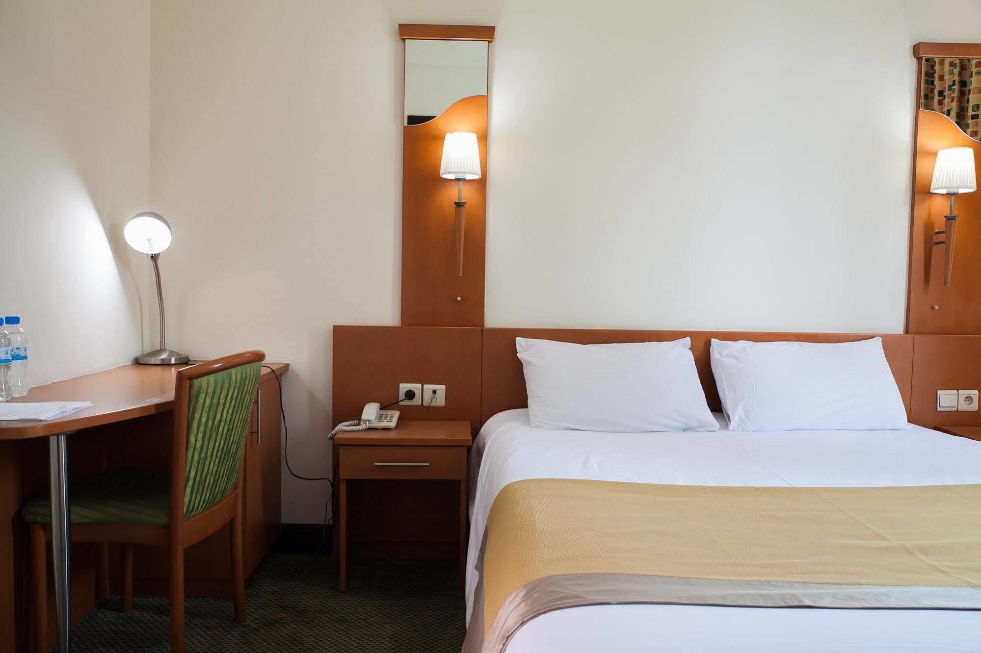 Gorillas City Centre Hotel Kigali Esterno foto